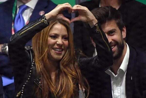 La cantante Shakira rompe el silencio tras ruptura con el exfutbolista Piqué - Gente - ABC Color