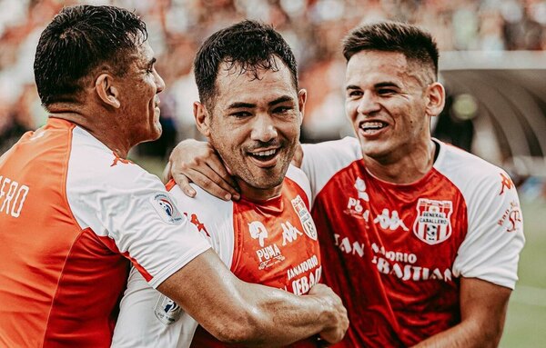 Versus / Aldama se ratifica en que Arce es indisciplinado y "borracho"