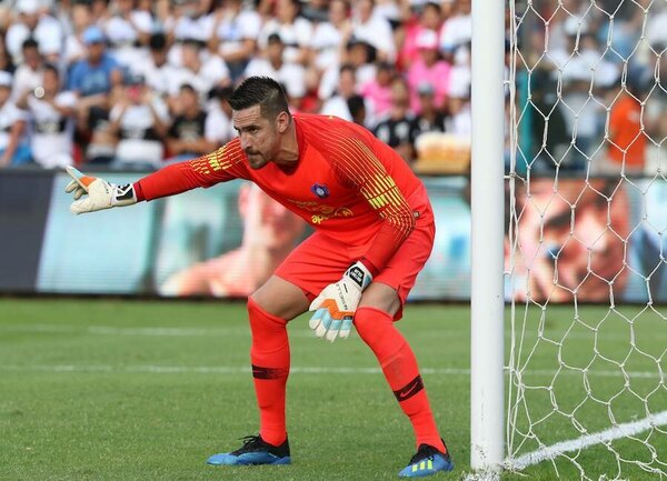 Versus / Antony Silva sale en defensa de Miguel Martínez: "Él sabe en qué arco está parado"