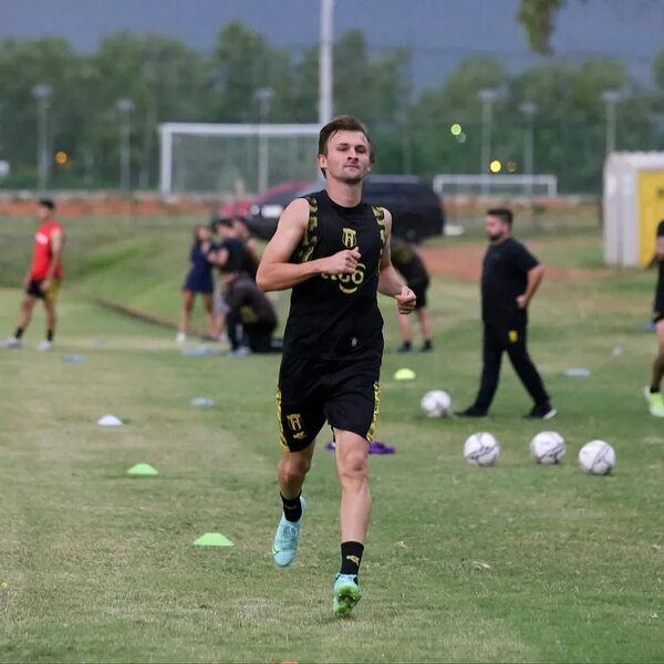 Walter Clar, la adaptación y el buen momento en Guaraní - Guaraní - ABC Color