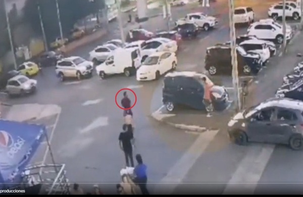 Diario HOY | Nuevo video revela cuán cerca de Ryguasu estuvieron otros clientes del súper