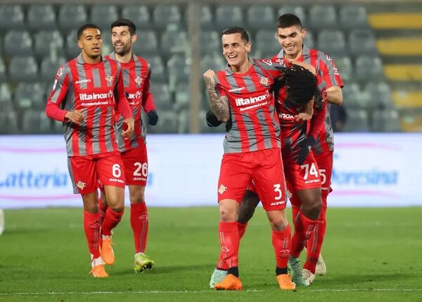 El Roma resucita al Cremonese - Fútbol Internacional - ABC Color