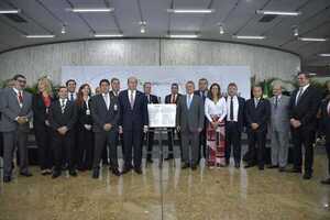 Itaipu salda deuda por construcción y Paraguay adquiere patrimonio en igualdad de condiciones - .::Agencia IP::.