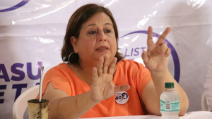 Esperanza Martínez dice que la oposición paraguaya tiene el desafío de ganar e iniciar "un nuevo proceso de cambio" - Revista PLUS