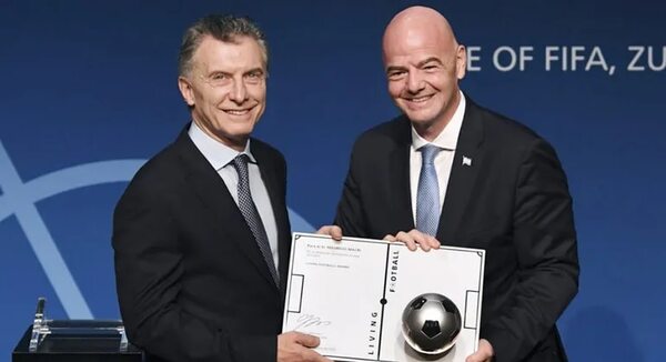 Alberto Fernández critica a Macri: “se fue a dar cátedras de ética a la FIFA” - Mundo - ABC Color
