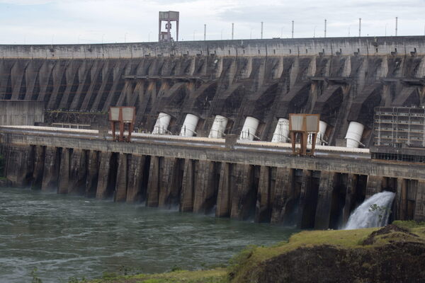Itaipú termina de pagar la deuda de su construcción 50 años después - MarketData