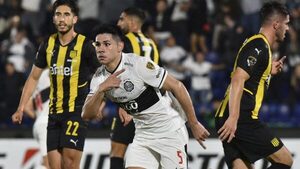 Versus / ¡Saúl Salcedo aclara situación sobre las fotos prohibidas!