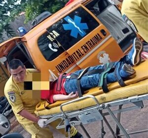 Nene de 7 años quedó con lesiones tras caer del primer piso en su escuela