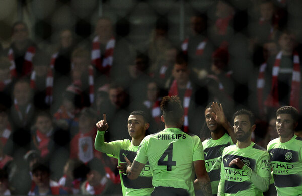 Versus / Manchester City golea y avanza a cuartos de la FA Cup