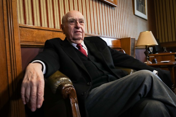 Sanguinetti recuerda con un libro el "peor rostro" de la democracia uruguaya - MarketData