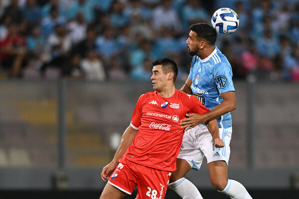 Versus / Nacional sucumbió, cayó goleado y quedó fuera de la Libertadores