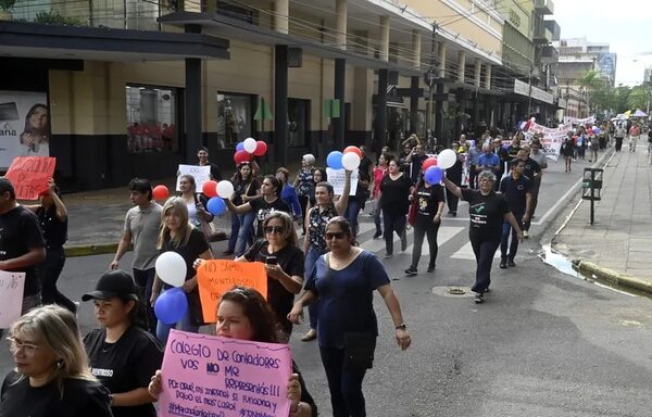 Contadores piden sistema eficiente, exoneraciones y ampliar plazo del IRP - Economía - ABC Color