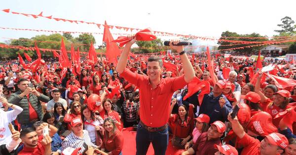 La Nación / Peña, con 16 y 11 puntos arriba en dos sondeos independientes