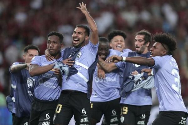 Diario HOY | Independiente del Valle vence al Flamengo en penales y es el campeón de la Recopa