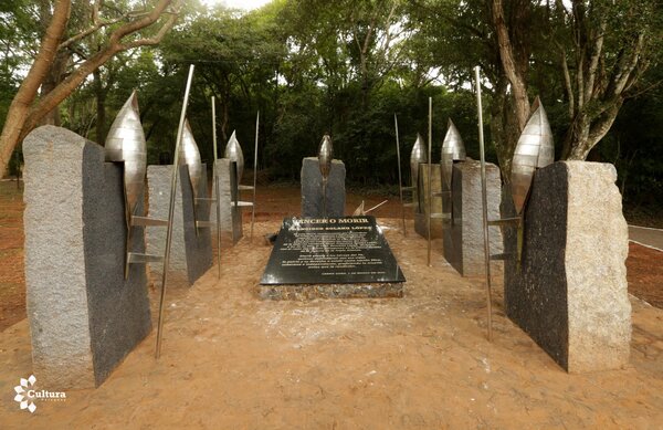 En homenaje a los héroes del Paraguay trabajan en la puesta en valor del Parque Nacional de Cerro Corá - .::Agencia IP::.