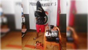 Dolor de un padre: entregó a su hijo a la Policía por robar en una escuela