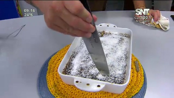 Bloque Cocina de la Mañana de Cada Día: ''Torta fácil de Piña'' - SNT