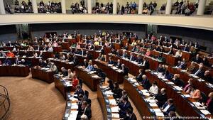 Parlamento de Finlandia aprueba por adelantado el ingreso en la OTAN - El Trueno