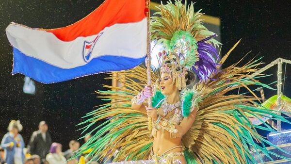 Carnaval encarnaceno terminó con peleas y denuncias de "amaño"