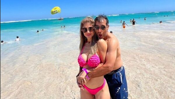 Pipino Cuevas presumió el cuerazo de Alicia Ramírez en Punta Cana