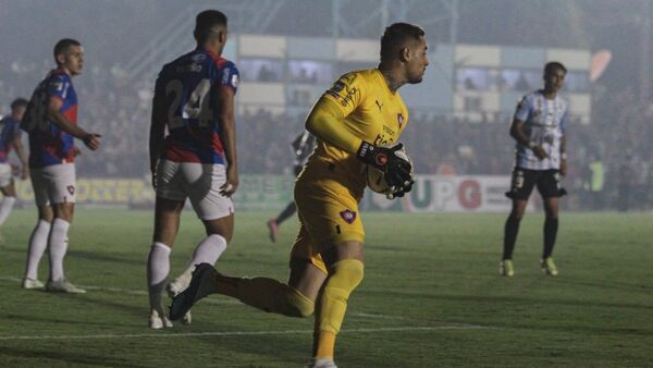 Cerro Porteño espera por Jean
