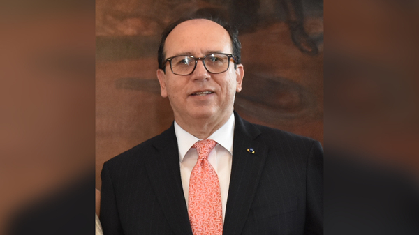 Manuel Cáceres, director general de Itaipú considera un "hito" el pago de la deuda de la represa de Itaipú - Revista PLUS