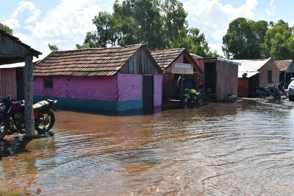 Lluvia trae bonanza para algunos y más problemas para otros - Economía - ABC Color