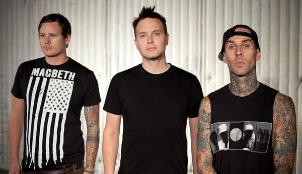 (VIDEO) Blink-182 suspende show en Paraguay por una cirugía