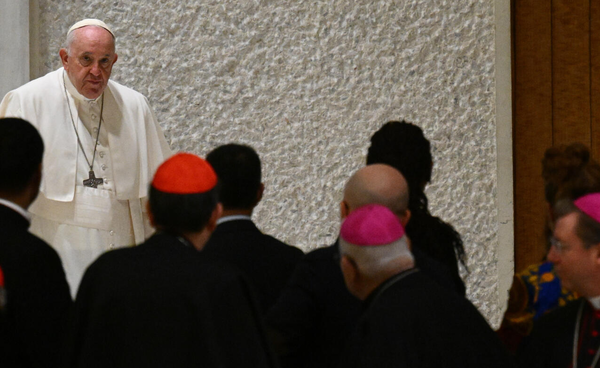 El papa Francisco hará pagar alquiler a cardenales y obispos - Noticiero Paraguay