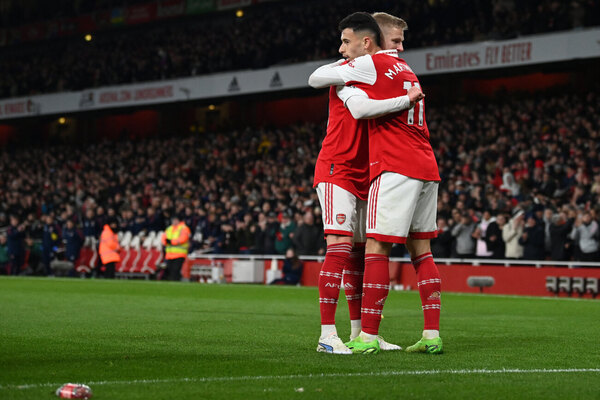 Versus / Arsenal goleó al Everton para distanciarse a 5 puntos del Manchester City