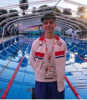 Joven promesa de la natación que padece cáncer precisa ayuda - La Tribuna
