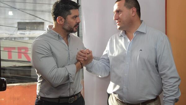 Víctor López asume como nuevo director del Mercado 4