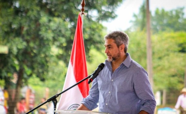 Presidente considera factible reducción de la tarifa eléctrica
