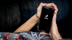 TikTok restringirá el tiempo de conexión a menores de 18 años