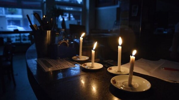 Diario HOY | Masivo corte de energía eléctrica en varias provincias de Argentina