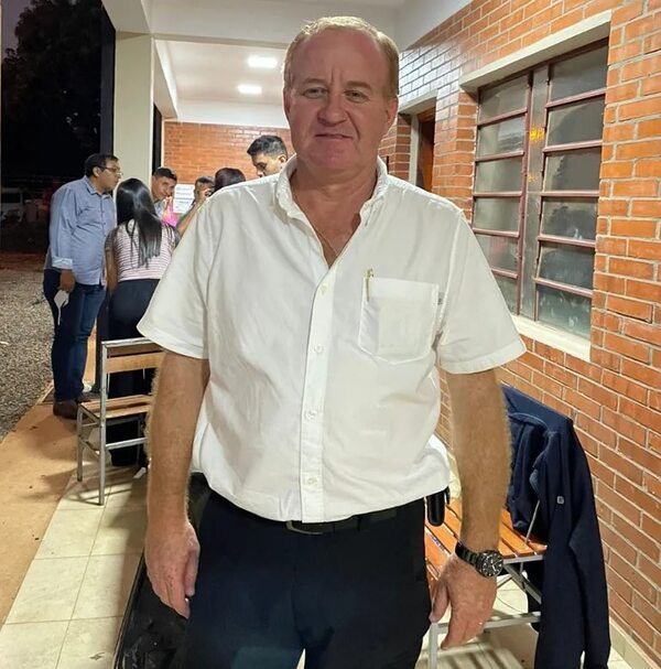 Exintendente de Cambyretá asegura que presentó todos los documentos ante la Contraloría - Política - ABC Color