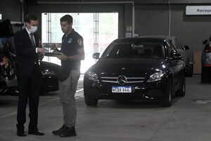 Automóvil Mercedes Benz usado por el primo de Ryguasu tras el atentado estaba en un taller - Policiales - ABC Color