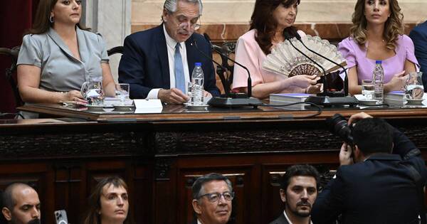La Nación / Presidente argentino abre el año legislativo con críticas a la justicia