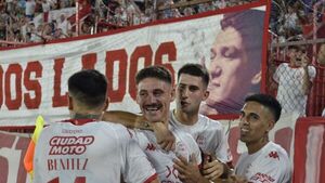 Huracán vence a Boston River y se cita con Sporting Cristal