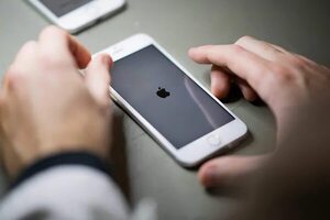 AUDIO: Caso Saúl Salcedo: iCloud puede ser hackeado  si el usuario no toma las precauciones, afirman - La Primera Mañana - ABC Color