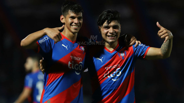 Padre de Robert Morales gatilla contra el juego de Cerro: "Difícil va a ser para el clásico"