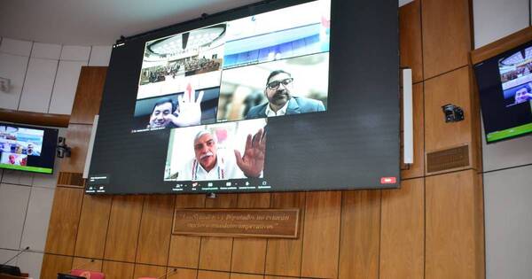La Nación / Fernando Lugo reaparece en la primera sesión del Senado