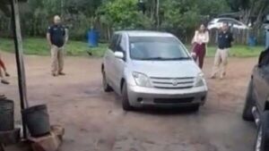 Policía recupera auto de docente que estaba por ser usado en asalto