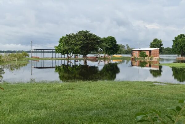 Río Paraná: caudal llega a 4.30 en zona de Corateí - Nacionales - ABC Color