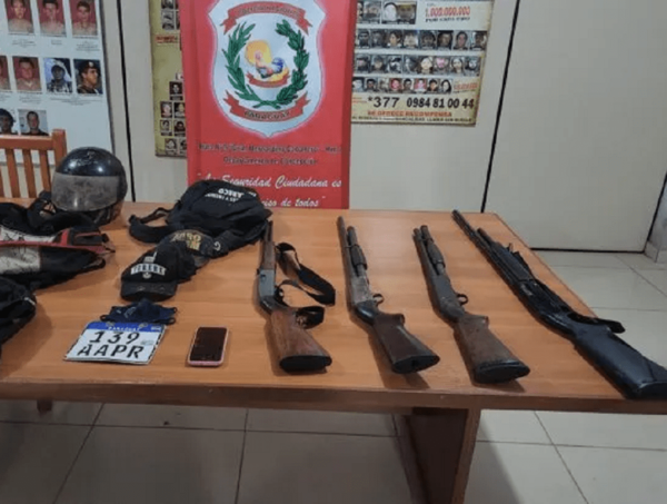 Policía detiene a supuestos asaltantes tras persecusión en Horqueta · Radio Monumental 1080 AM