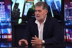 Postura “tibia y neutral” de Euclides hunde su campaña afirman analistas - El Independiente