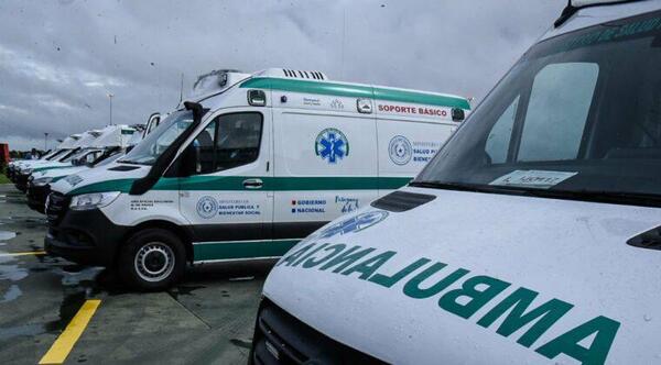 Distribuyen 30 nuevas ambulancias a distintos servicios de salud del interior del país. – Prensa 5