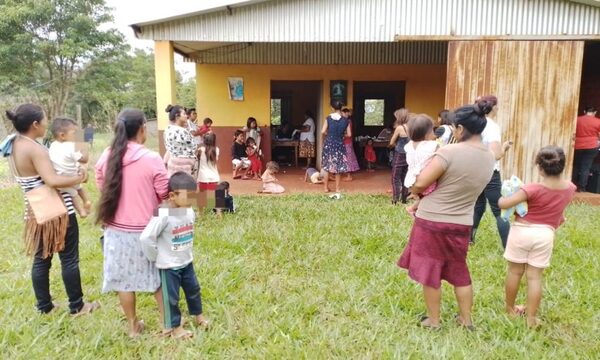 Asisten a familias indígenas de Minga Porã