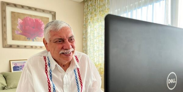 Fernando Lugo reaparece virtualmente en el Senado paraguayo tras siete meses de ausencia - Revista PLUS
