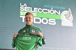 Versus / Con 20 "sobrevivientes" de Catar 2022, Diego Cocca da su primera lista como DT de México